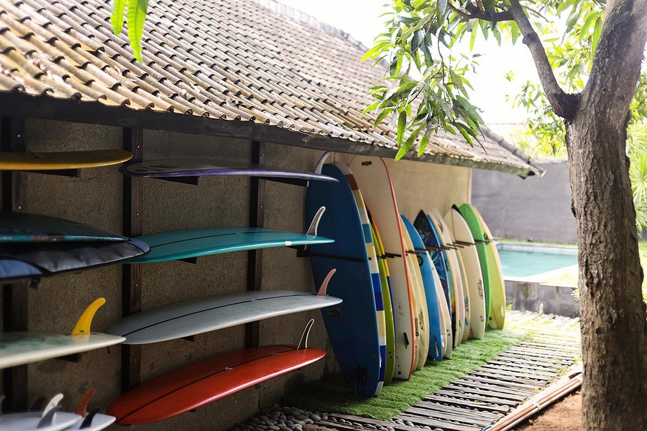 Takeoff Surf Camp & Hotel Canggu Exteriör bild